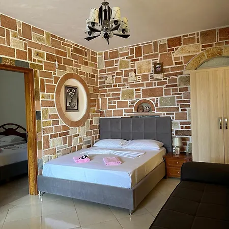 Apartment White Stone Ksamil